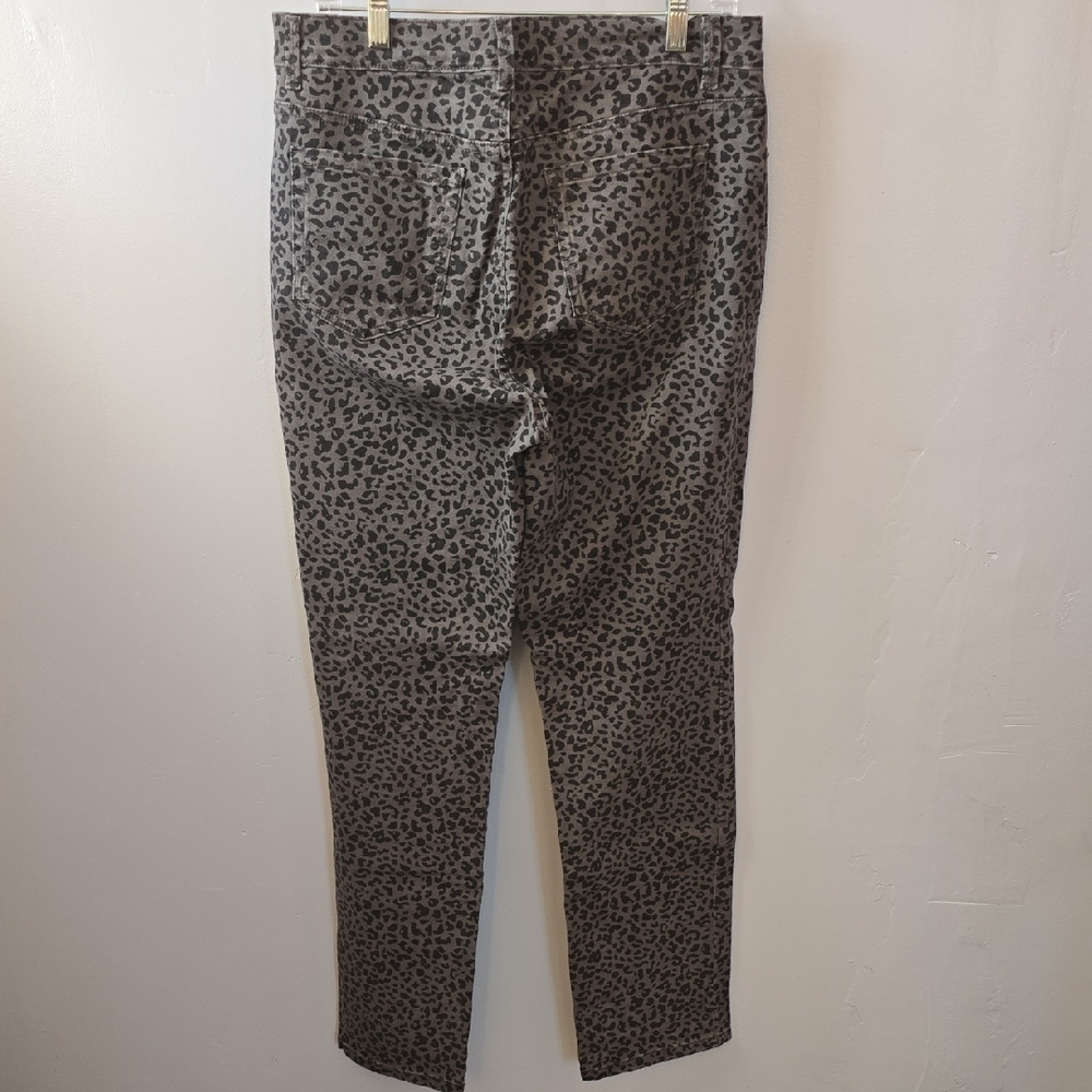 Style & Co. Charcoal Leopard Print Pants - Picture 5 of 5